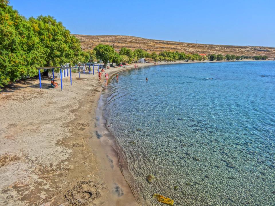 Town beach, Sigri