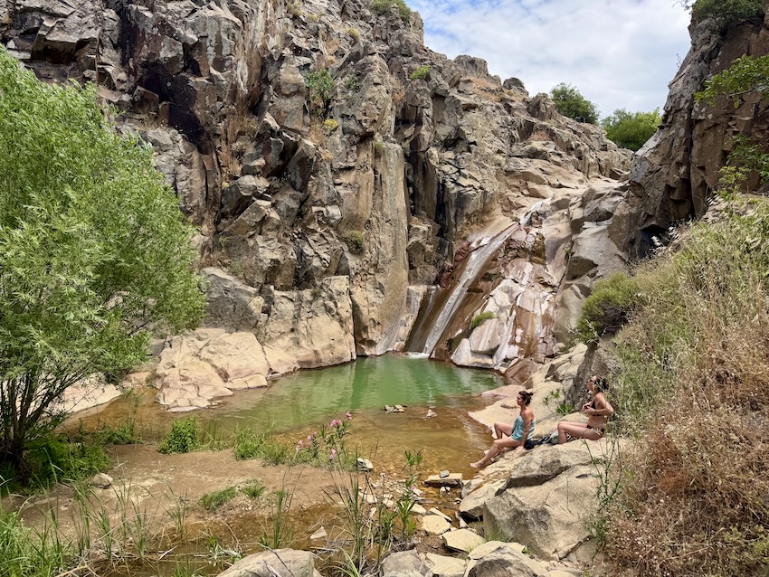 Waterfall near Pterounda