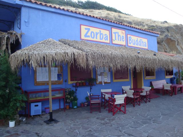 Zorba the Buddha Restaurant, skala eressos